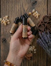 將圖片載入圖庫檢視器 Sacred Ground anointing oil/perfume ruler
