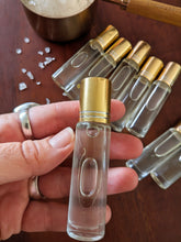 Cargar imagen en el visor de la galería, Magnesium Arnica &amp; Ginger roller
